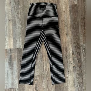 Lululemon Striped Wunder Crop Leggings Size 2